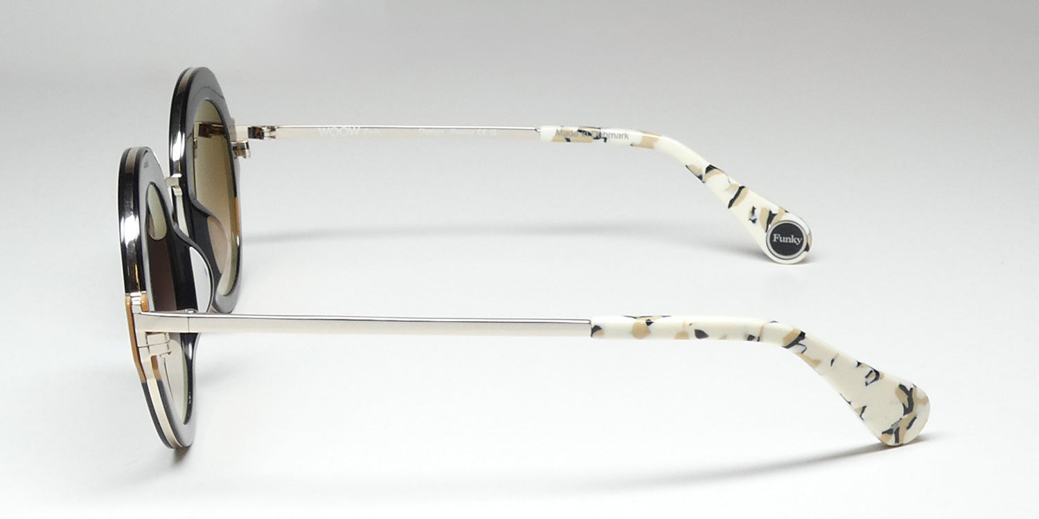 Woow Super Funky 1 Sunglasses by ModaFrames