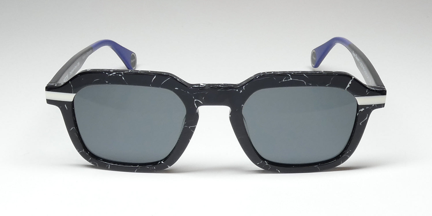 Woow Super Dancer 1 Sunglasses by ModaFrames