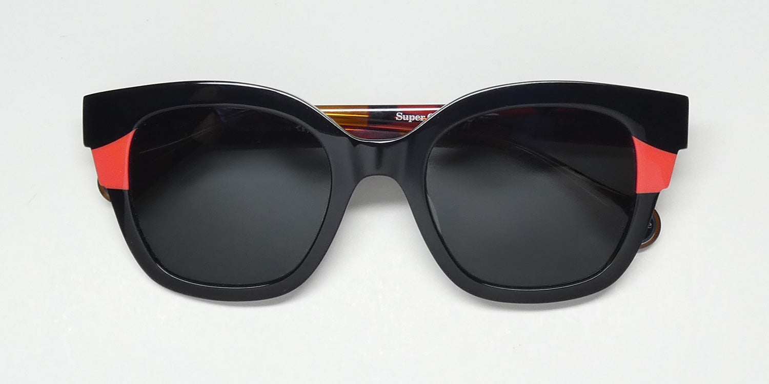 Woow Super Groove 2 Sunglasses by ModaFrames