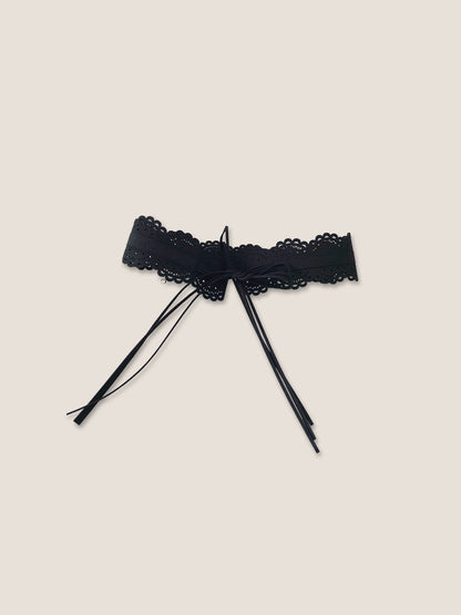 Lace-Trimmed Waist Cincher Belt by LINTICO