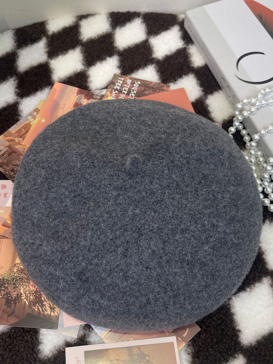 100% Wool Retro Hand-Knit Beret by LINTICO