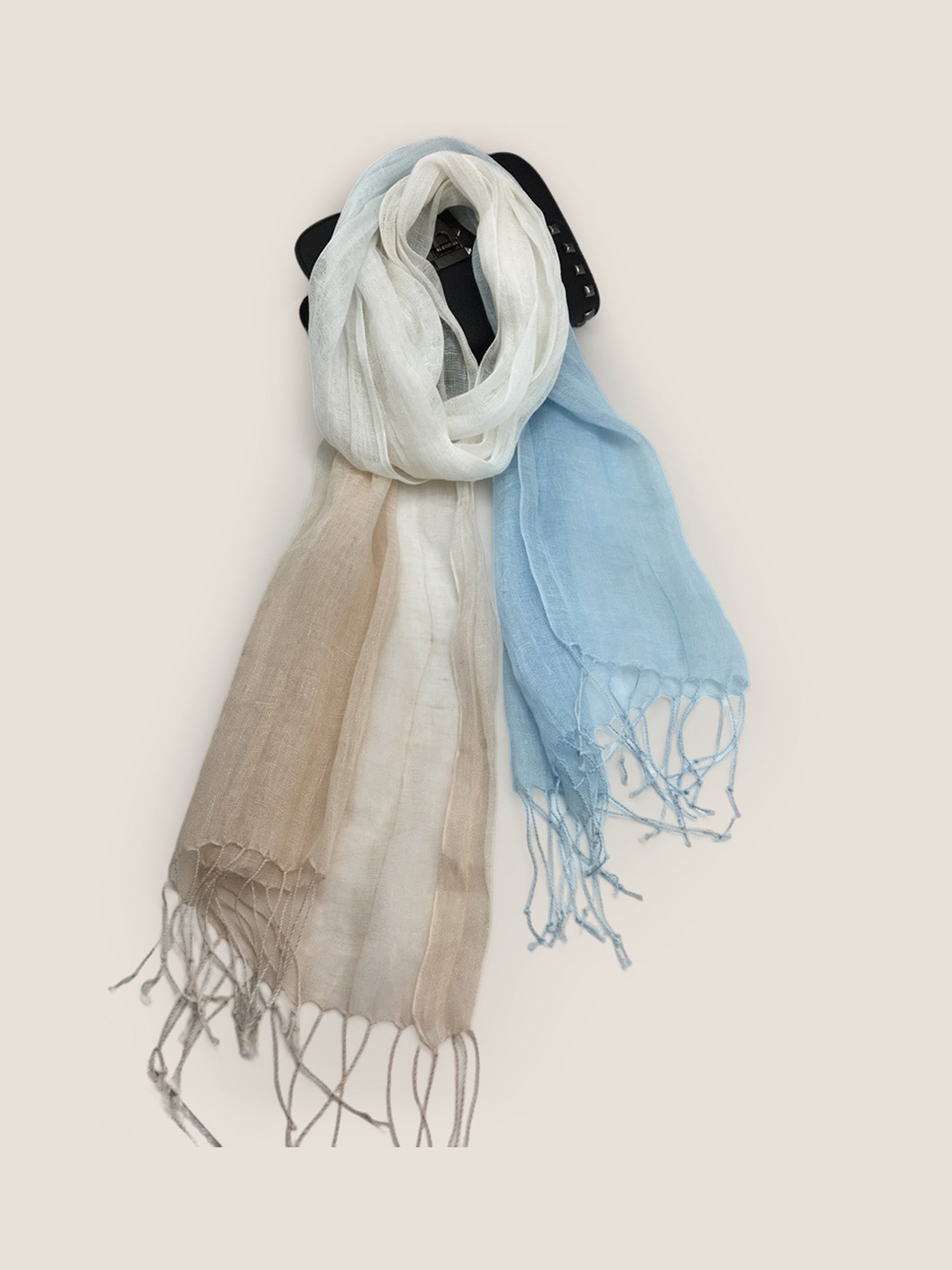 100% Linen Gradient Fringed Light Scarf by LINTICO