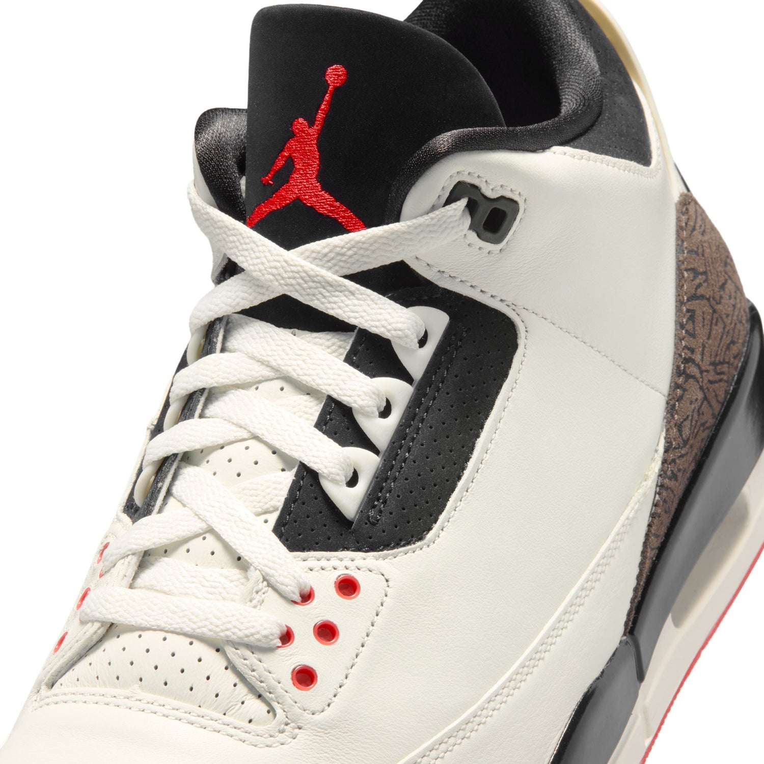 Air Jordan Mens 3 Retro - World&