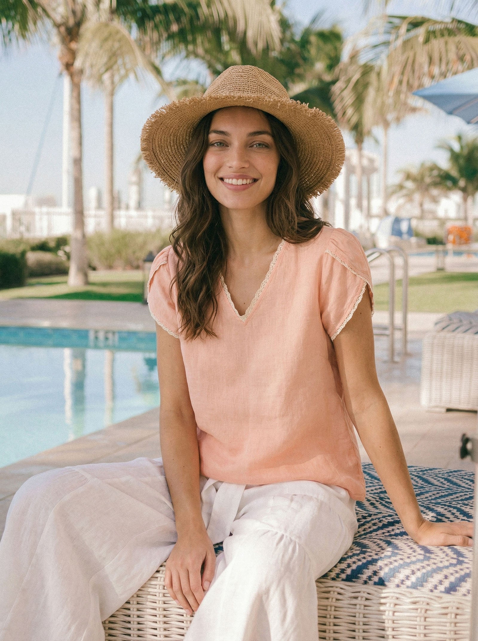 100% Linen Lace-Trim Puff-Sleeve Top NIA by LINTICO