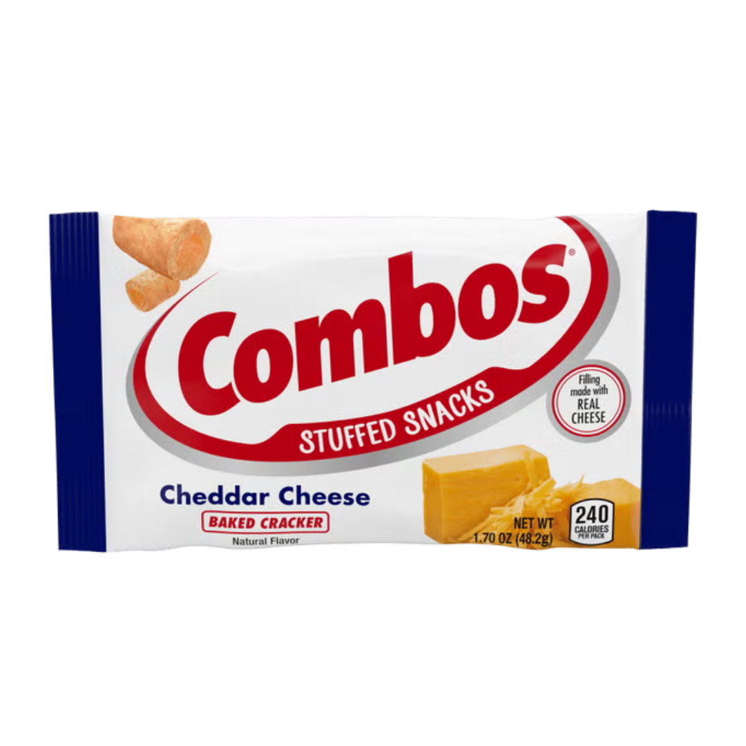 Combos Cheddar Cheese Pretzel (1.7 oz) by Farmacias Savia