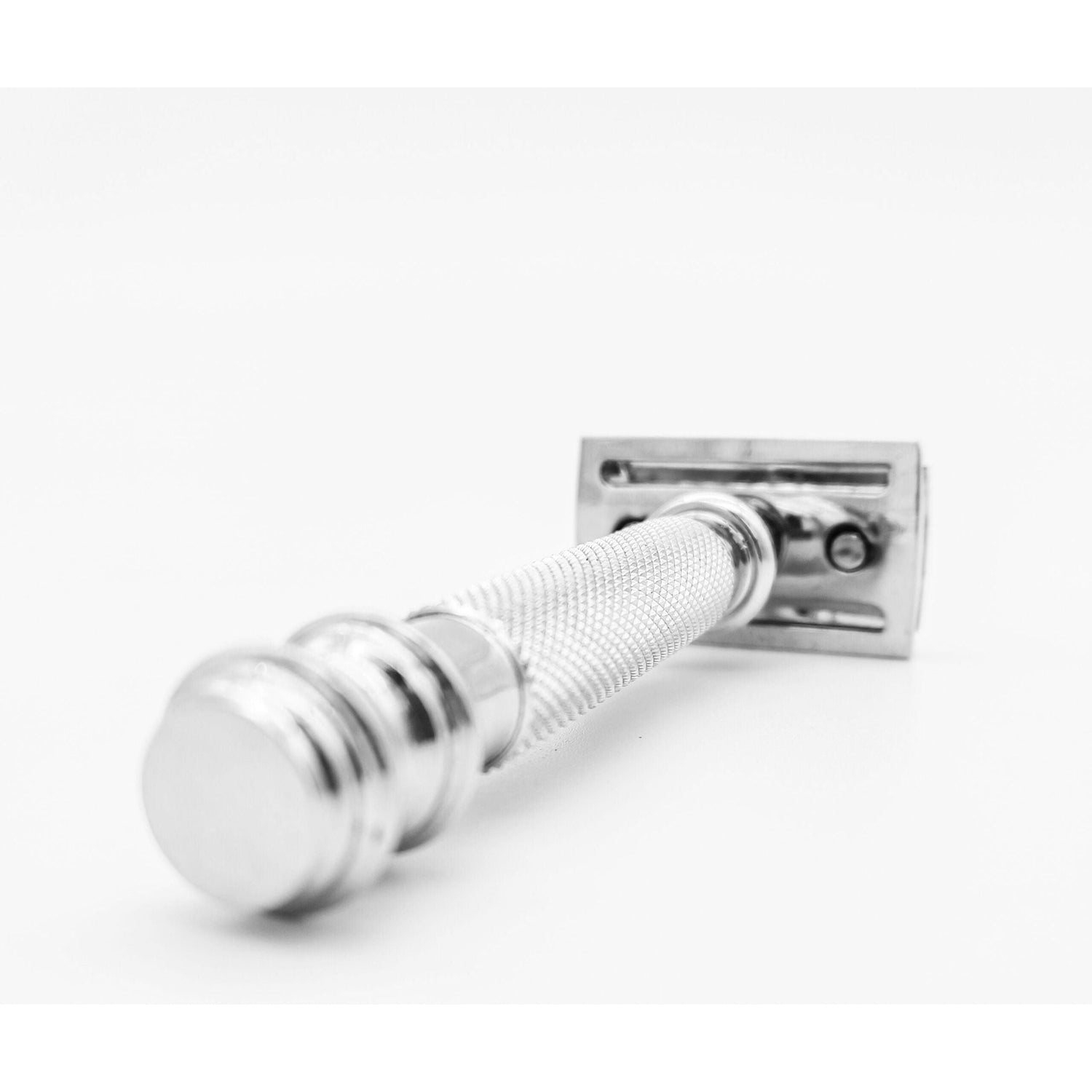 Dural Havick Double Edge Safety Razor + Pouch by Pasteur Pharmacy