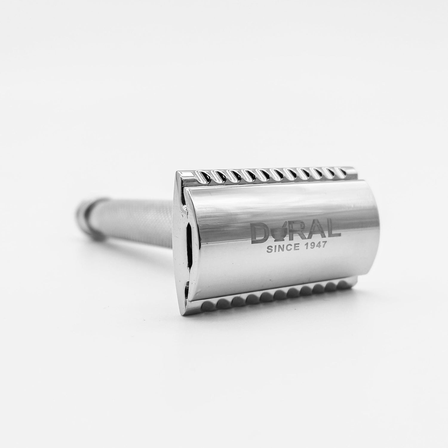 Dural Eyan Chrome Double Edge Safety Razor + Pouch by Pasteur Pharmacy