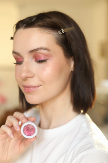 Velvet Glow Radiance Eyeshadow - Vegan, Gluten-Free, Nut-Free, Egg-Free by EpiLynx