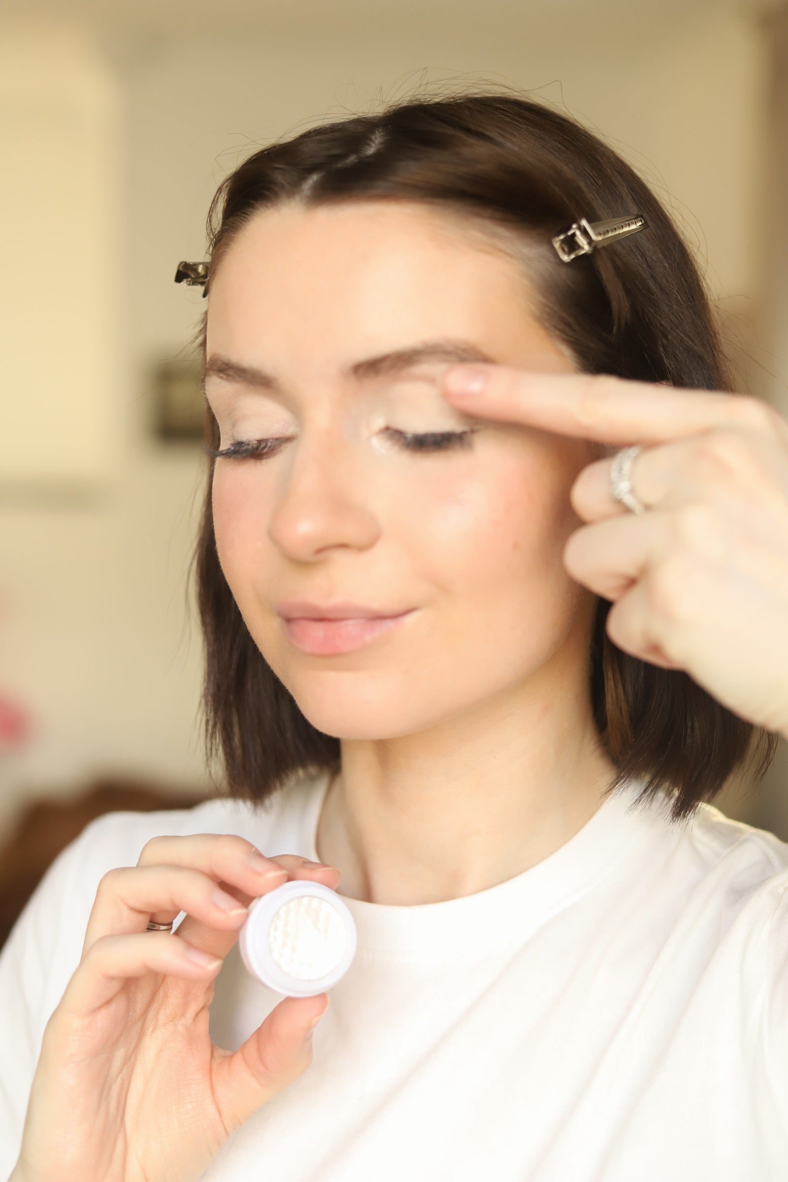 Velvet Glow Radiance Eyeshadow - Vegan, Gluten-Free, Nut-Free, Egg-Free by EpiLynx
