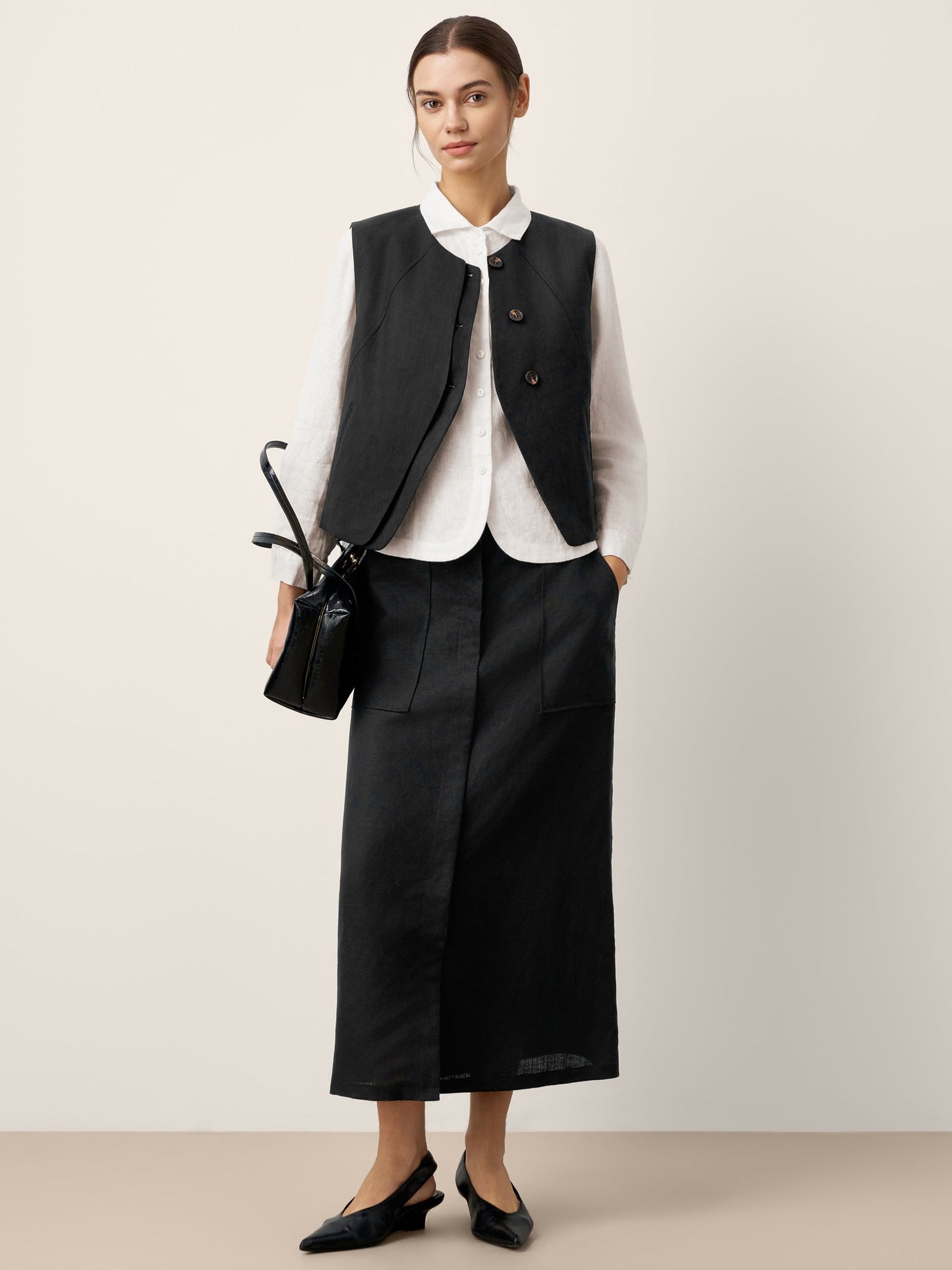 Linen-Lyocell Panel Layered Vest ODELIA by LINTICO