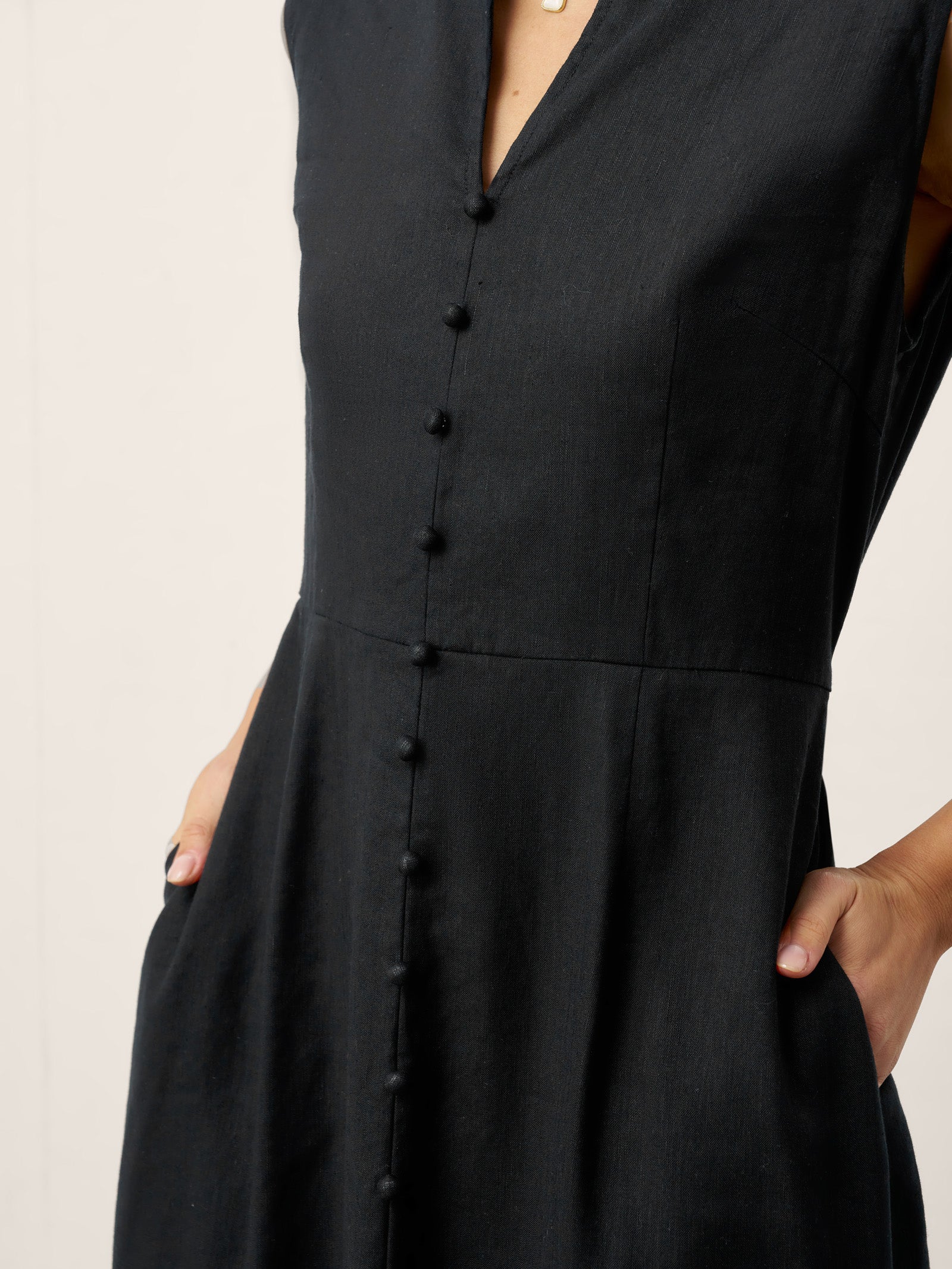 Linen-Lyocell V-Neck Sleeveless Midi Dress WILLOW by LINTICO