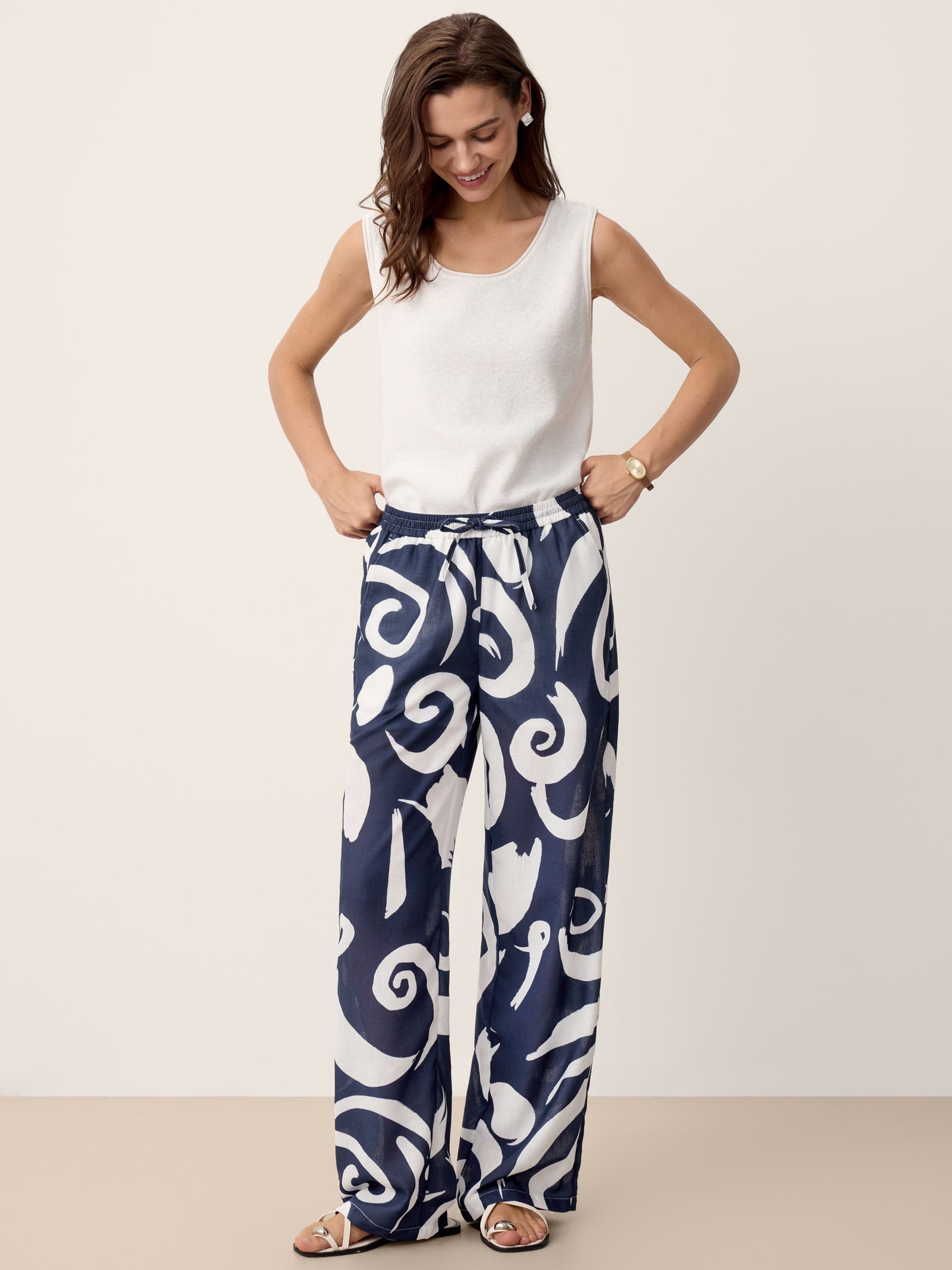 Linen Abstract-Print Straight-Leg Pants ORLA by LINTICO