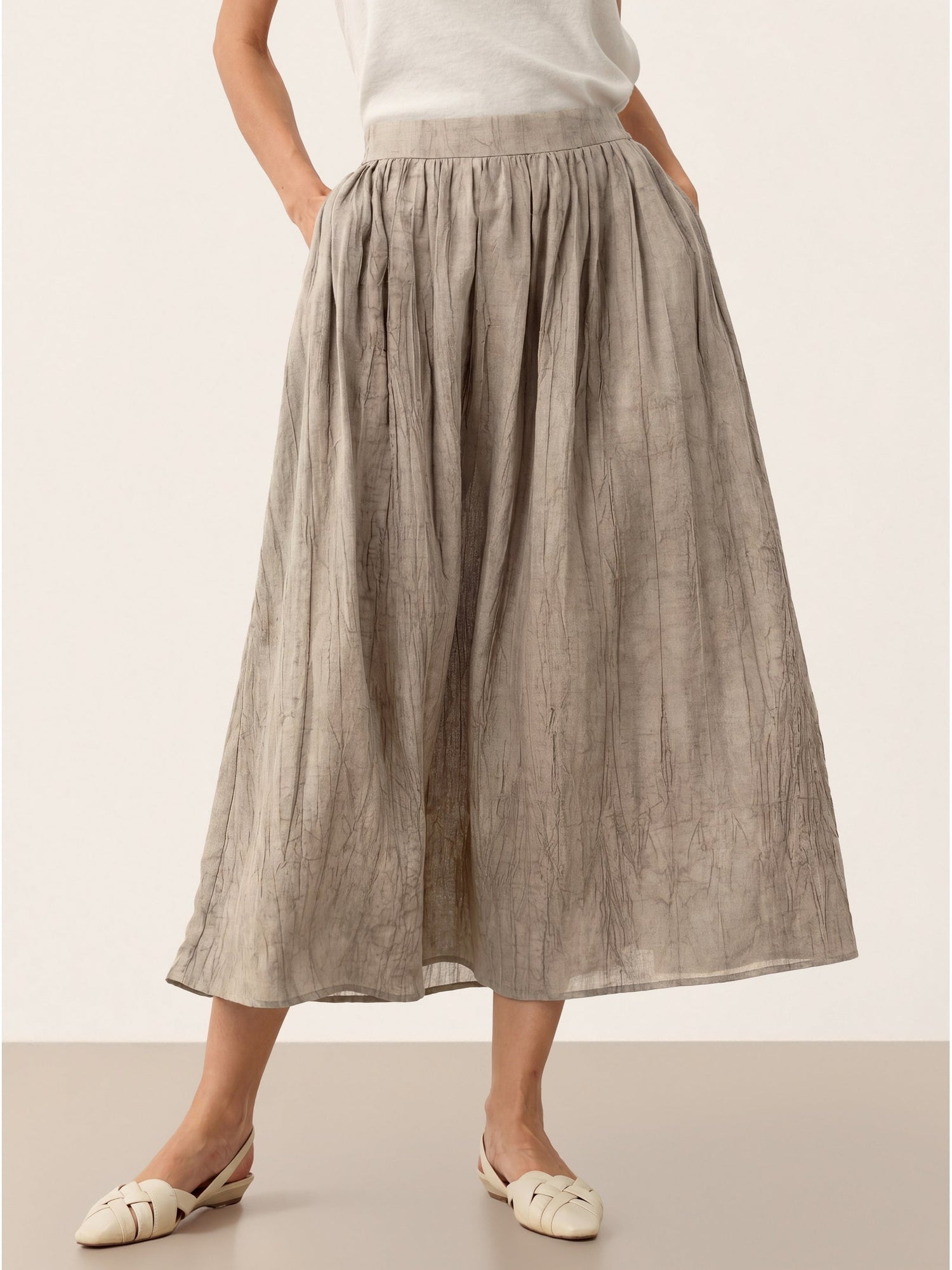 Lyocell Textured Pleated Waist Skirt ROSAMUND by LINTICO