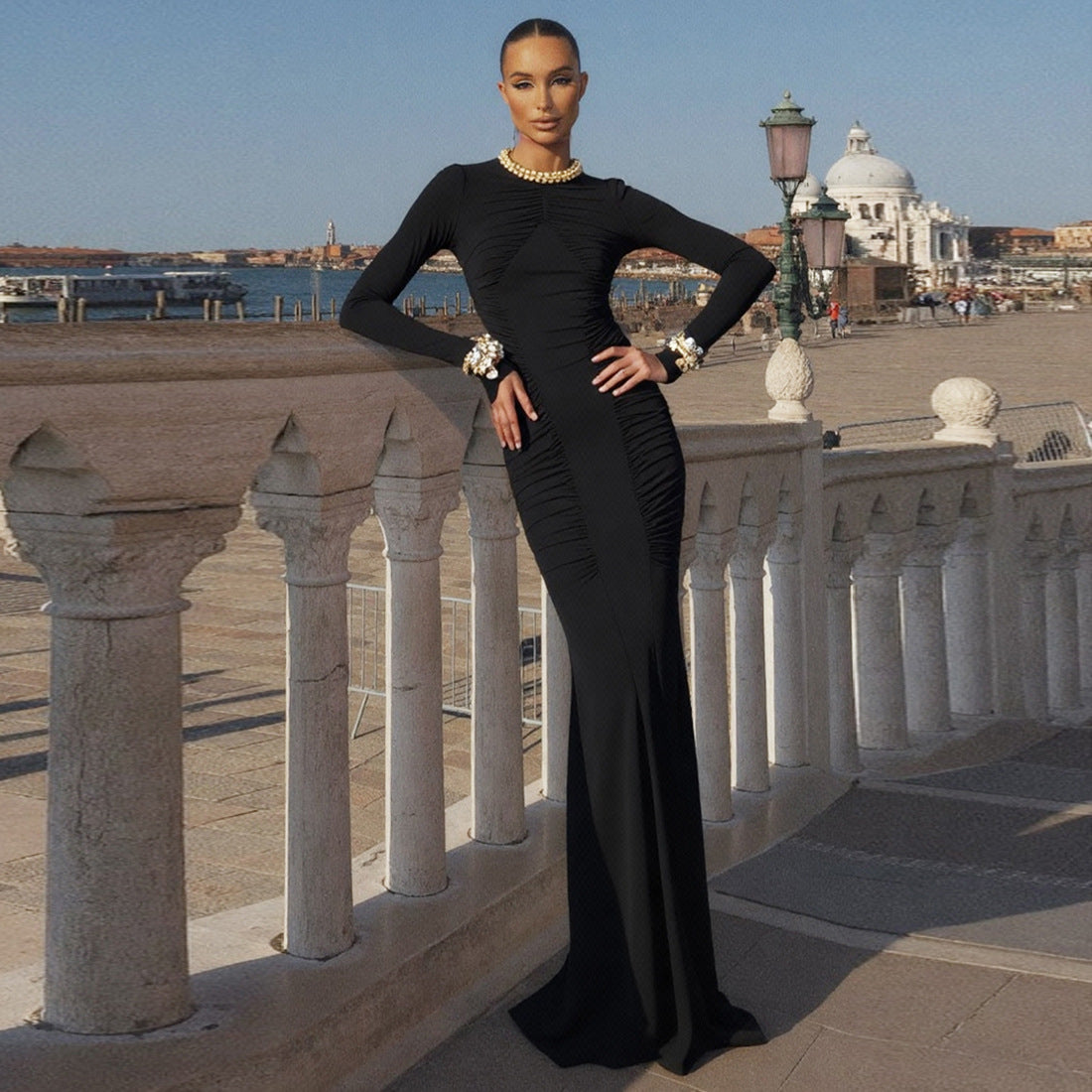 Autumn Women Clothing French Elegant round Neck Long Sleeve Narrow Flattering Dress