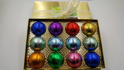 Gift Set with 12 Aromatherapy Shower Bombs - 100% Essential Oil Blends - foil wrapped 1.6 oz each by Spa Pure