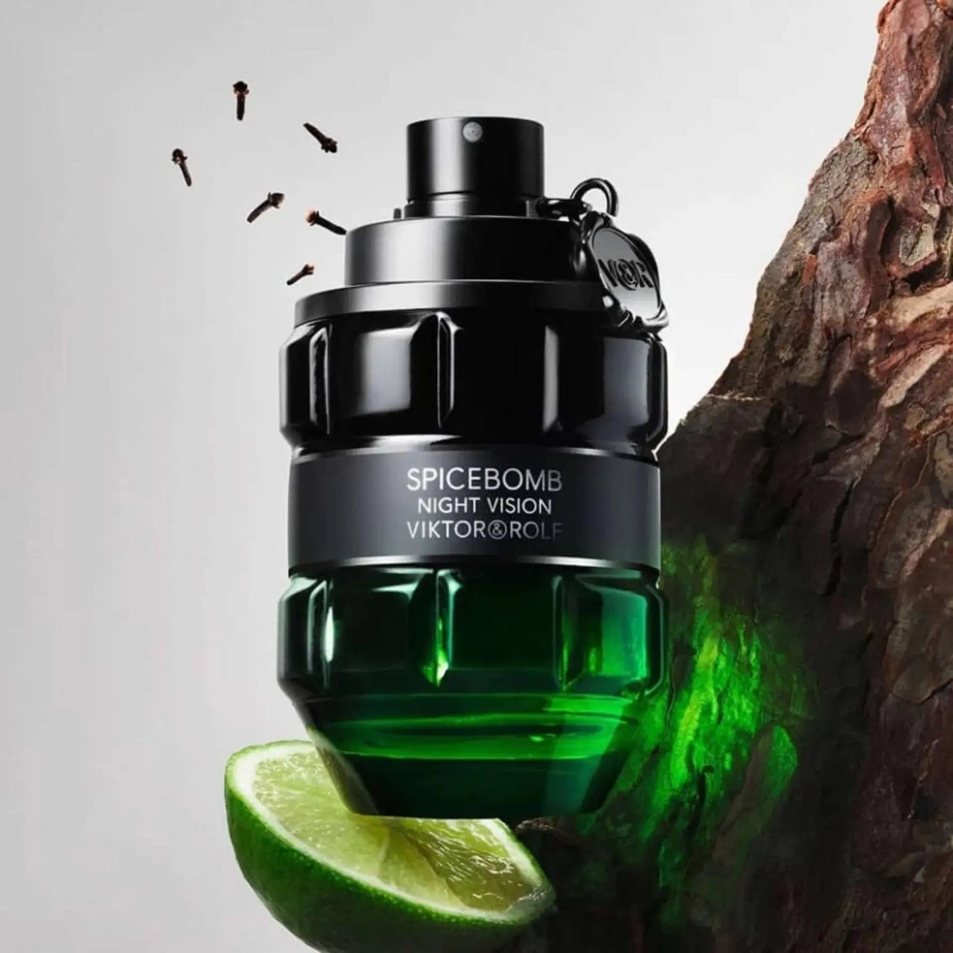 Spicebomb Night Vision By Viktor &amp; Rolf For Men 3.0oz EDT Spray by perfumesandrea