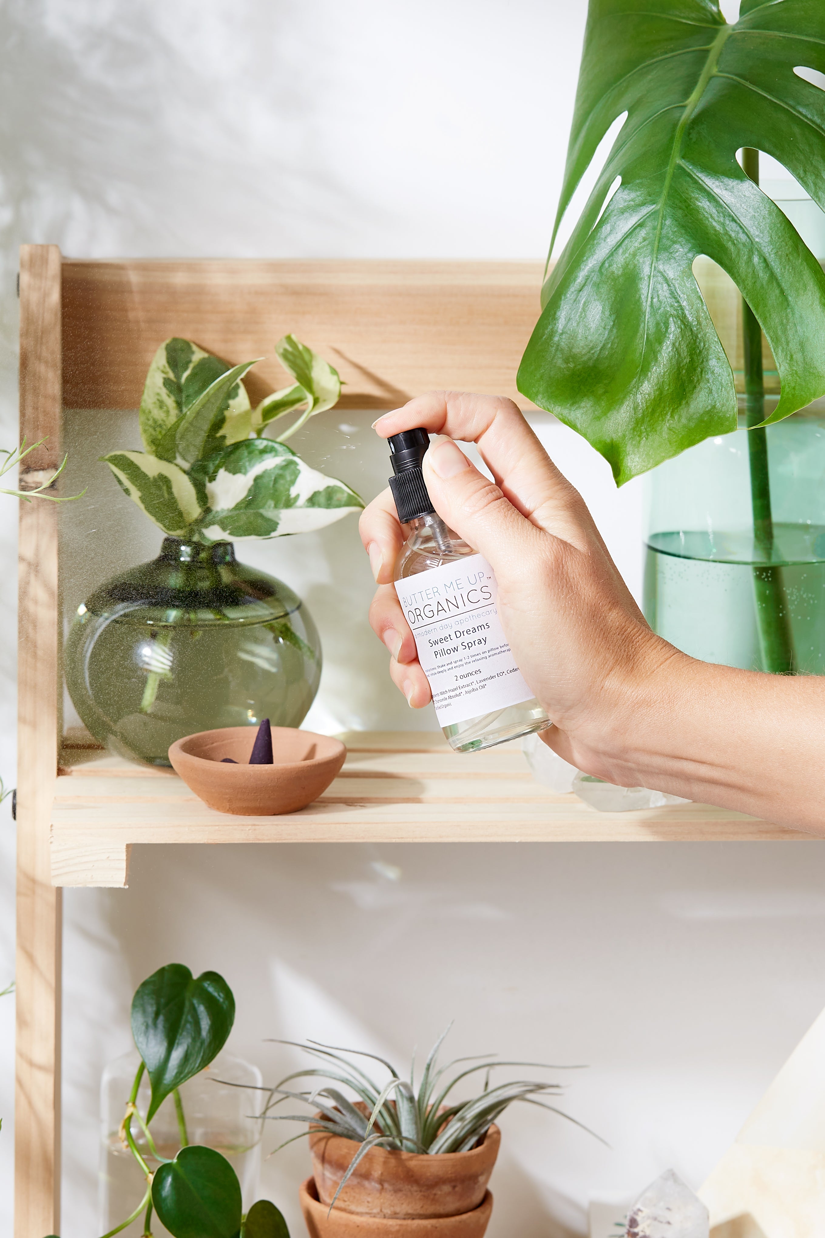 Organic Pillow Mist / Aromatherapy / Relaxing Essential Oils / Gentle Sleep / Butter Me Up Organics by Butter Me Up Organics