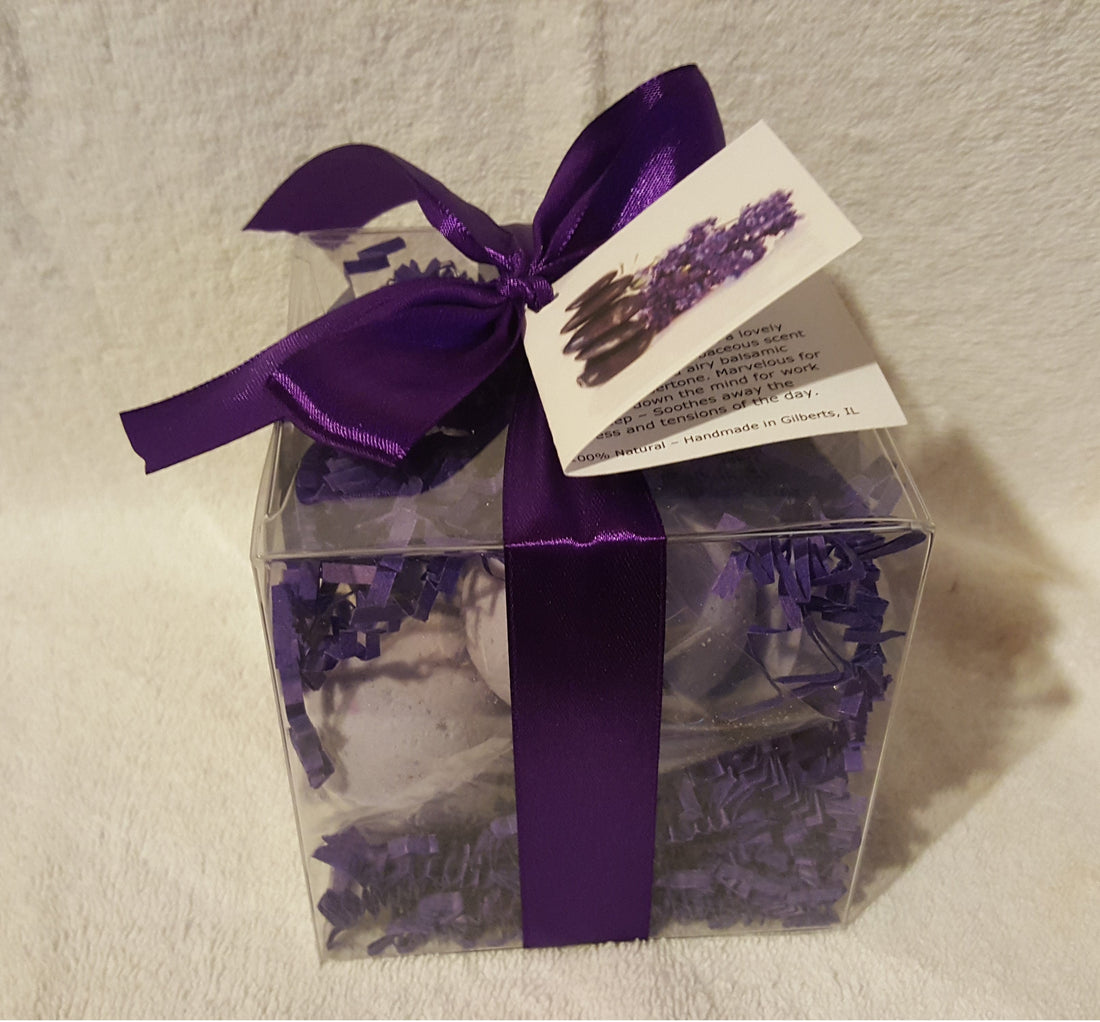 Tassie Lavender 14-pack Bath Bomb Gift Set by Spa Pure