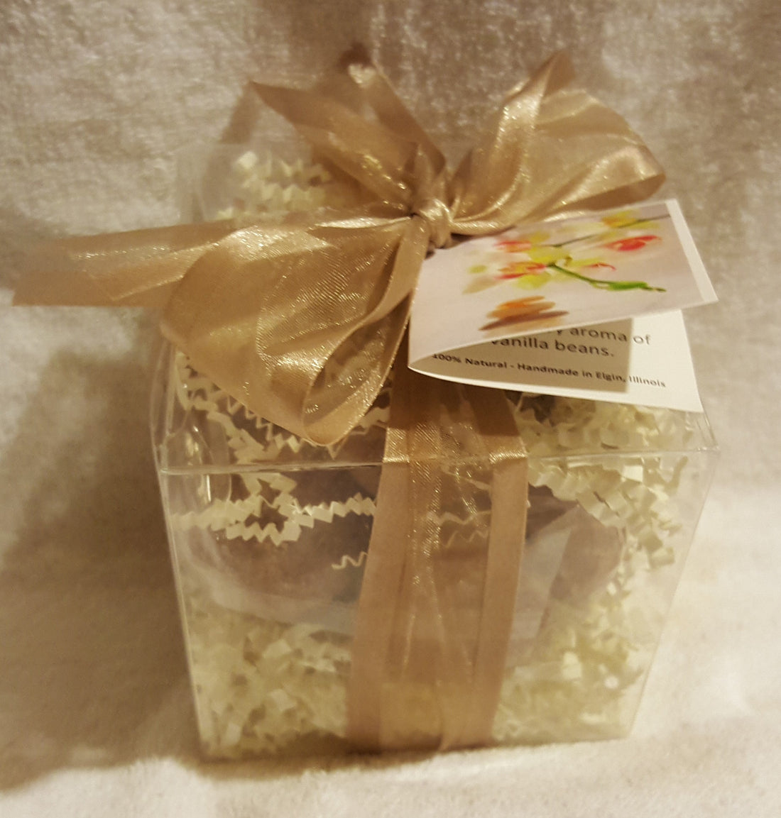 Vanilla 14-pack Bath Bomb Gift Set by Spa Pure