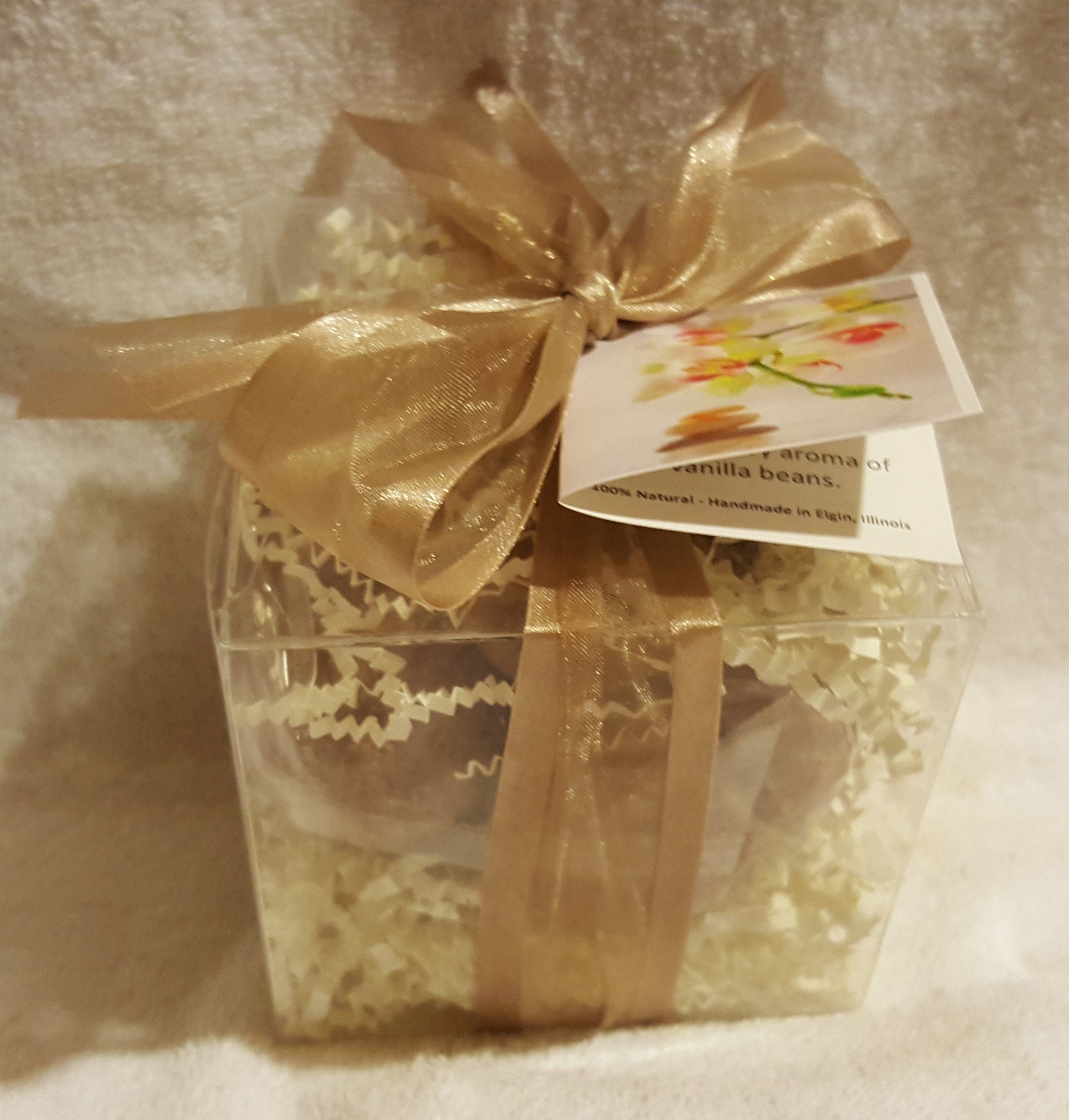Vanilla 14-pack Bath Bomb Gift Set by Spa Pure