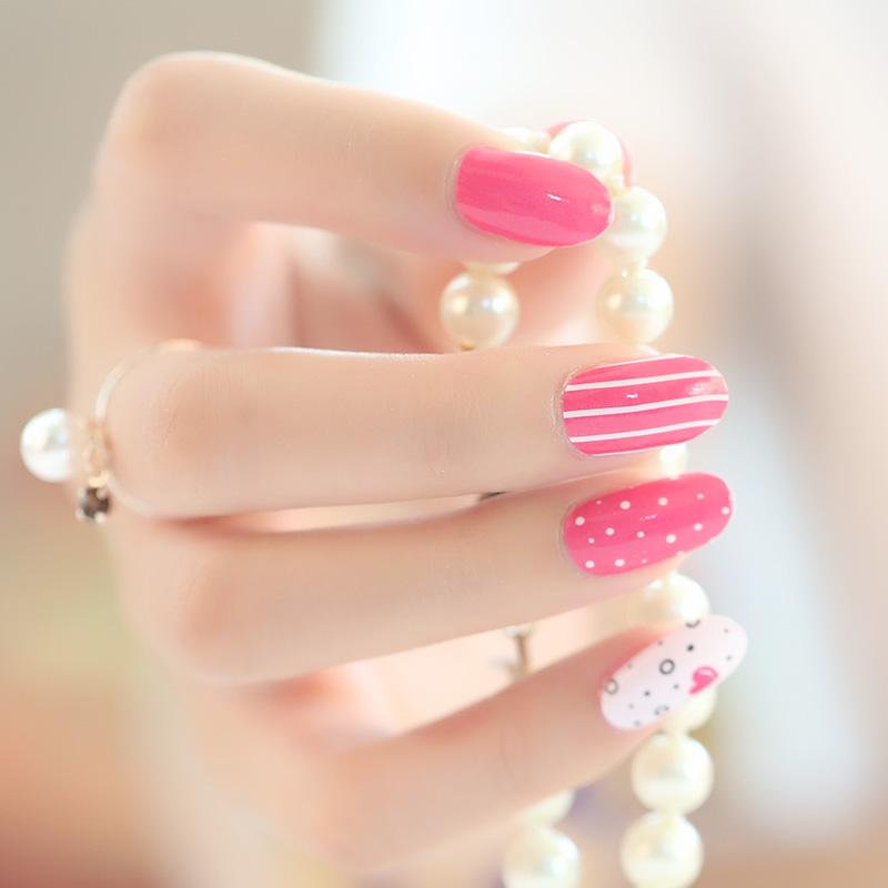 Pink Valentine Heart by Candied Nails