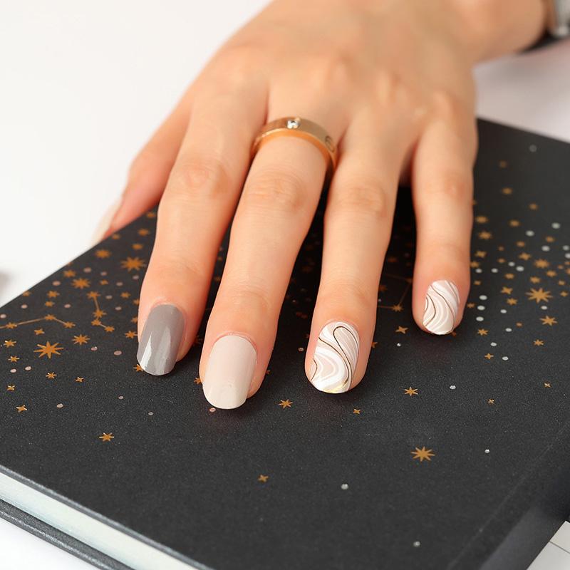 Golden Swirl by Candied Nails