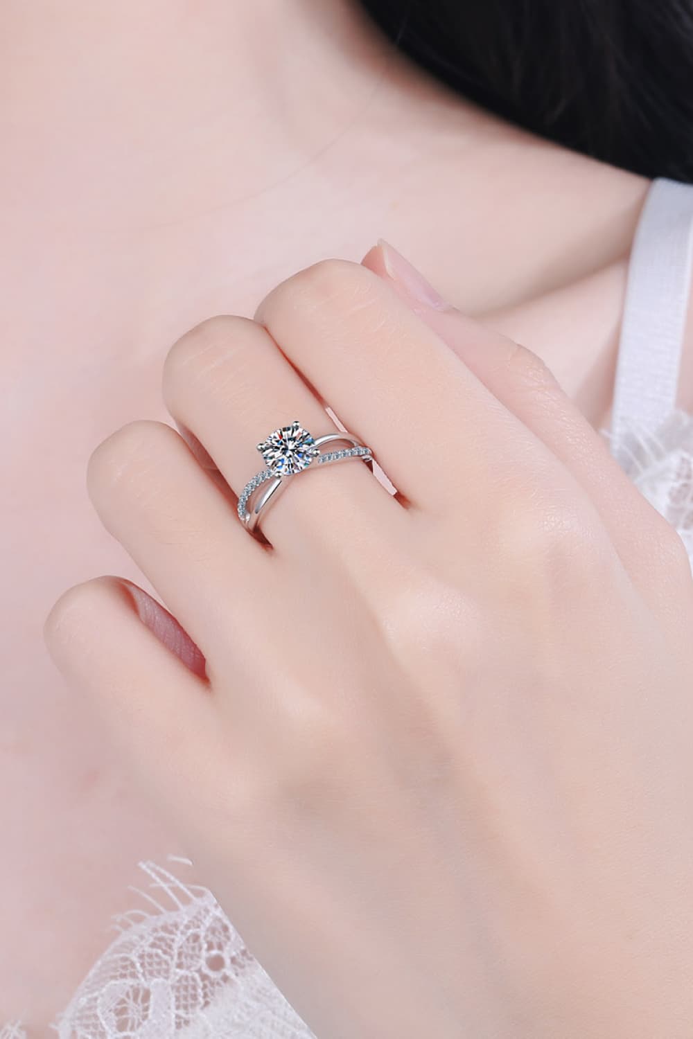 1 Carat Brilliant Round Cut Sparkala™ Crisscross Split Shank Ring by Sparkala