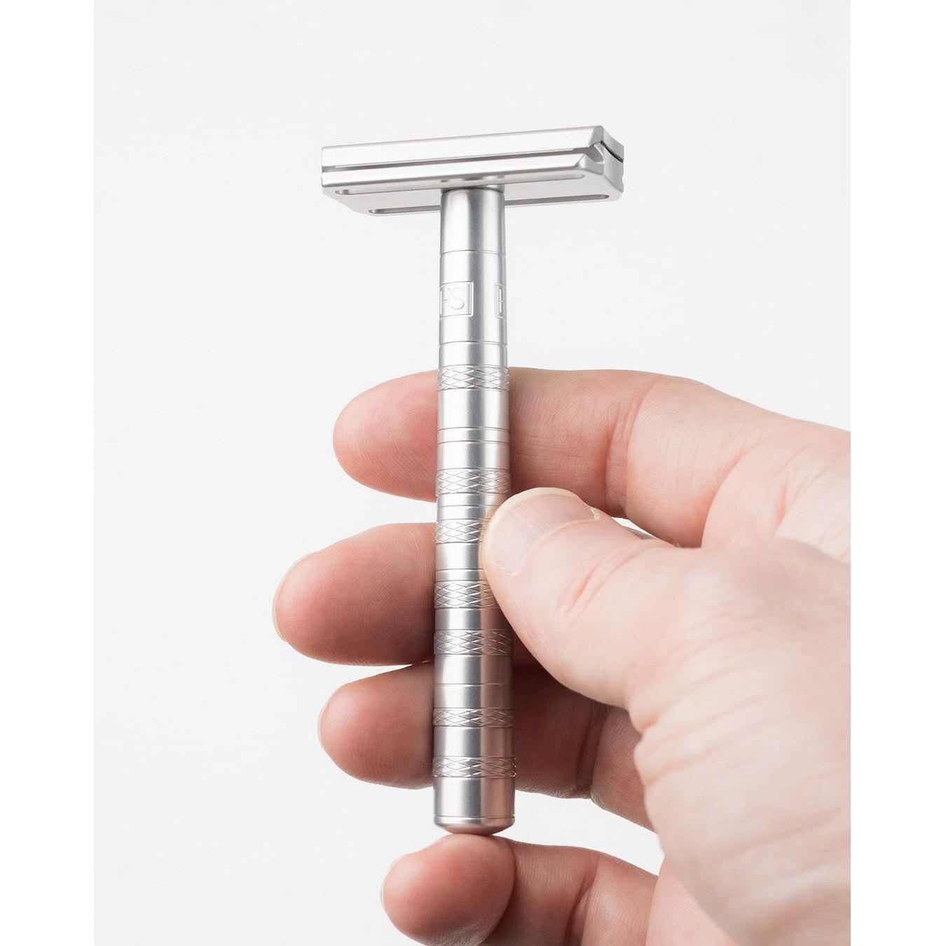 Henson Shaving [AL13-V2] Medium Safety Razor by Pasteur Pharmacy