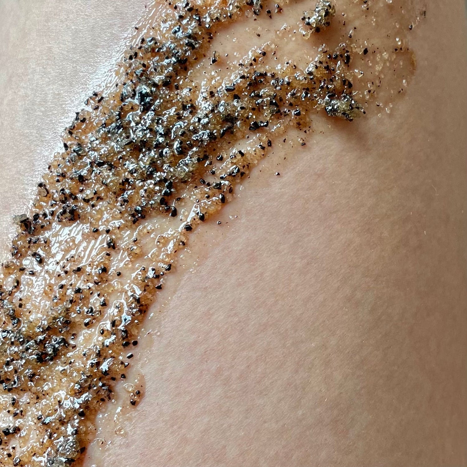 Revitalizing Body Scrub by Ram Ram USA