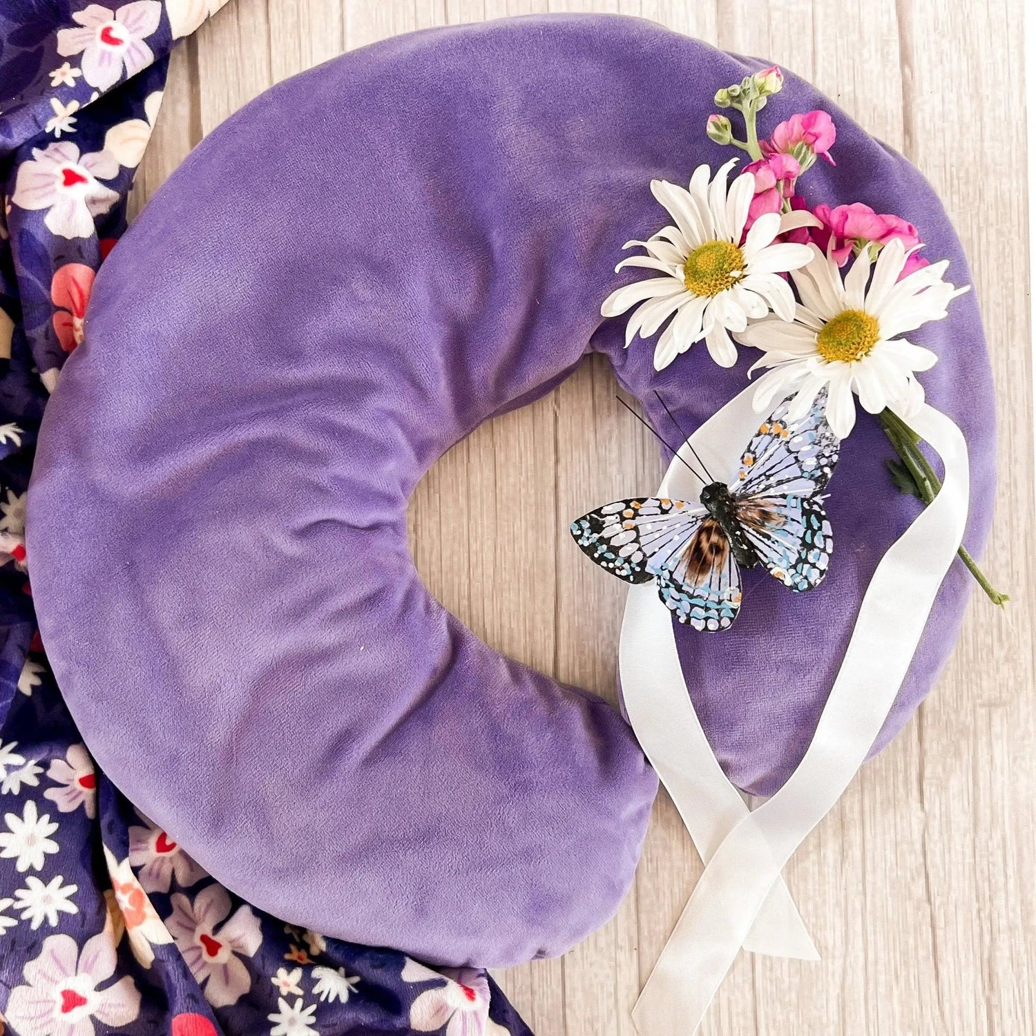 Cozy Lavender Neck Wrap — Lavender Gift by Lavender Life Company