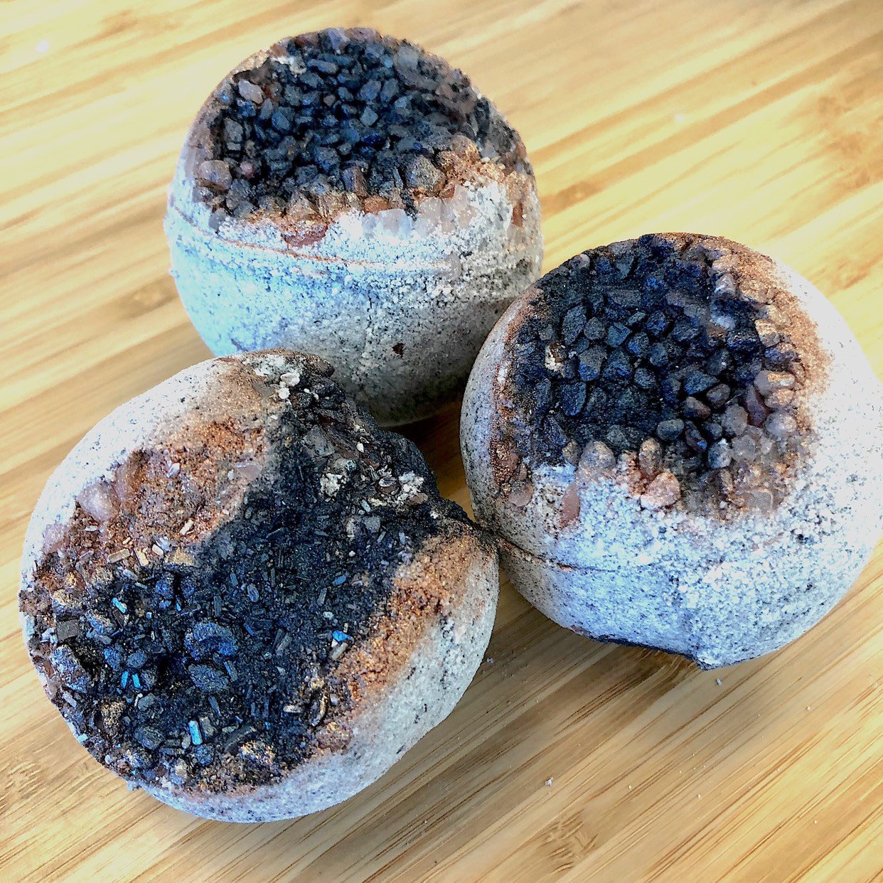 Organic Geode Bath Bombs / Geode / Organic Bath Fizzie by Butter Me Up Organics