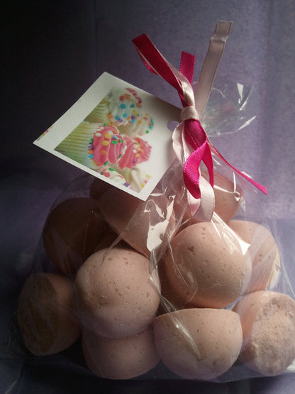 14 bath bombs (Buttercream Cupcake) gift bag bath fizzies, great for kids...and adults too by Spa Pure