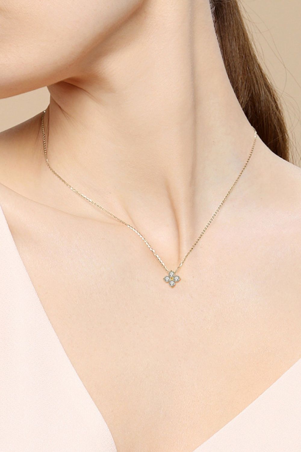 Sparkala™ Four Leaf Clover Pendant Necklace (Platinum-Plated Fine Silver) by Sparkala