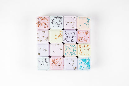 Natural Bath Bombs and Shower Steamers Gift Set - for anyone that like to Bath and Shower by Lizush