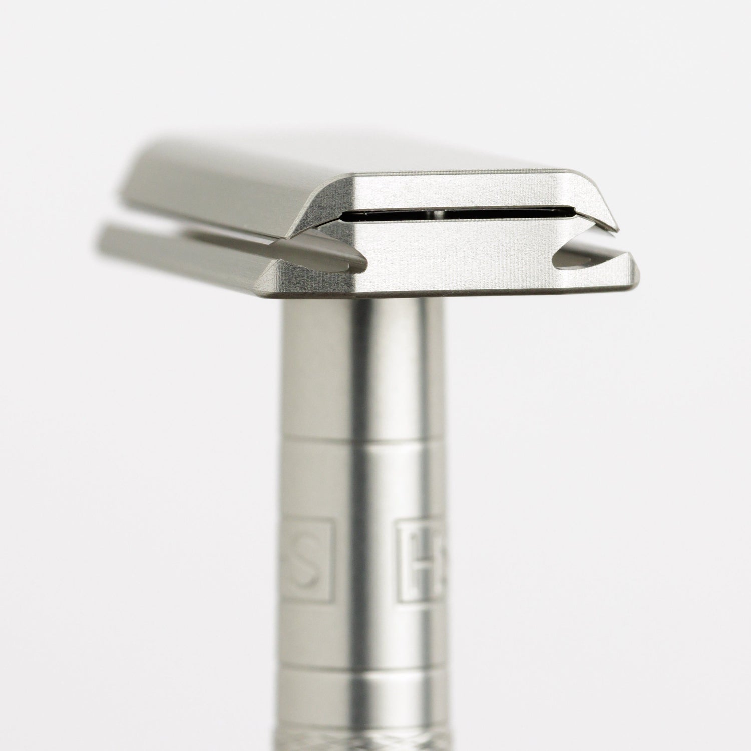 Henson Shaving [AL13-V2] Mild Safety Razor by Pasteur Pharmacy