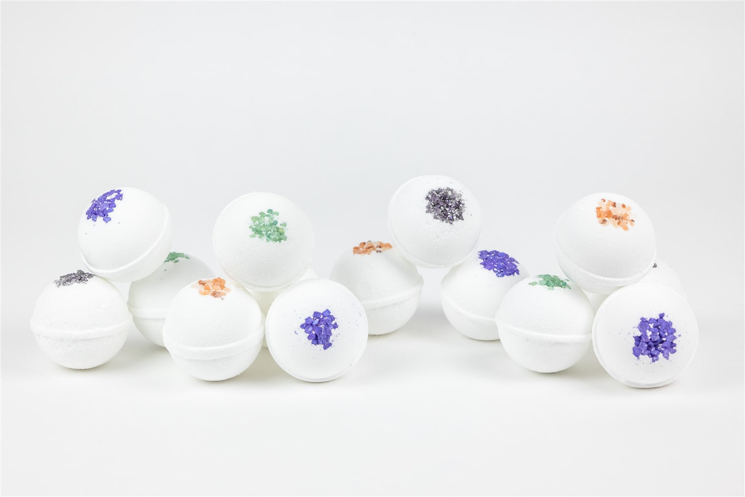 Bulk - 100 Natural Vegan Mix scents Bath Bombs - White by Lizush