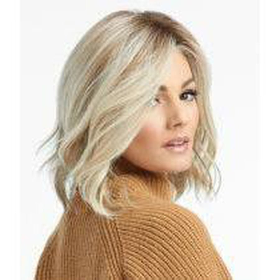 Raquel Welch Simmer Wig