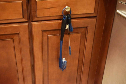 The Coldest Water Bottle Brush: 3 Tools in 1 by Coldest